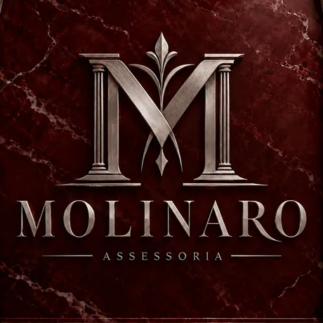 Marca da Molinaro Assessoria em prata sobre mármore vinho